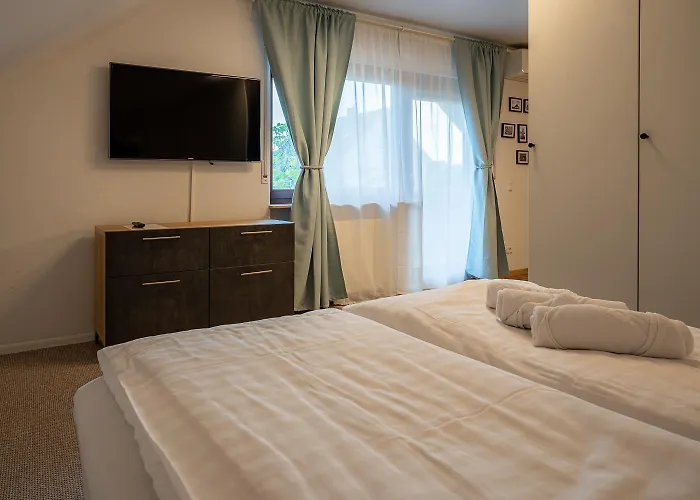 Epa Apartment - France Style